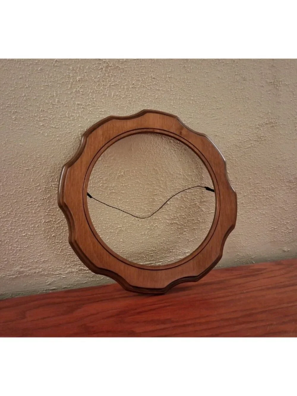 Frame Bards Collector Plate Wood Holds Plates or Art 9” Blonde Vintage